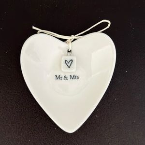 East of India, Ceramic Heart Ring Holder Dish